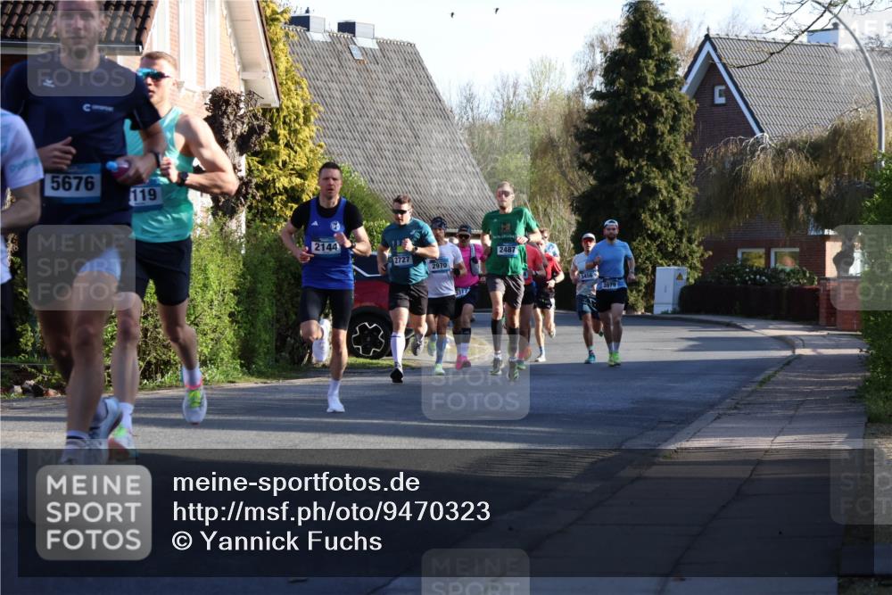 12.04.2026 - 45. Internationalen Wilhelmsburger Insellauf Yannick Fuchs http://msf.ph/oto/9470323 12.04.2026 08:54:39 Laufen 5676, 119, 2144, 2727, 2970, 3317, 2487, 3979 meine-sportfotos.de