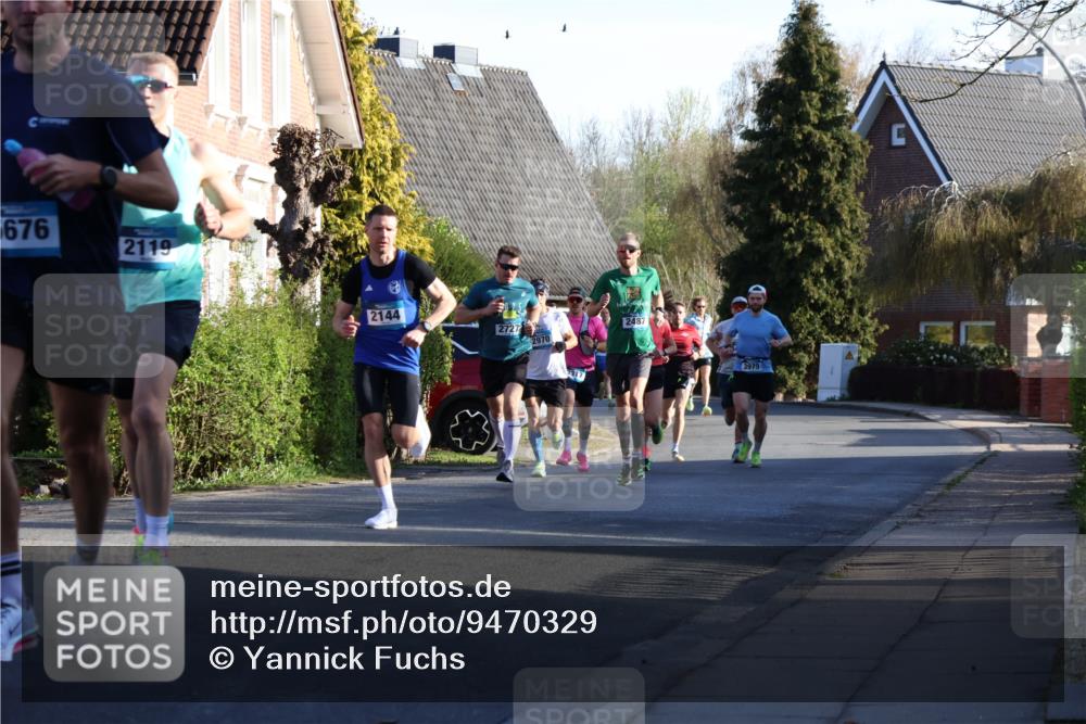 12.04.2026 - 45. Internationalen Wilhelmsburger Insellauf Yannick Fuchs http://msf.ph/oto/9470329 12.04.2026 08:54:39 Laufen 676, 2119, 2144, 2727, 2970, 2487, 3979 meine-sportfotos.de