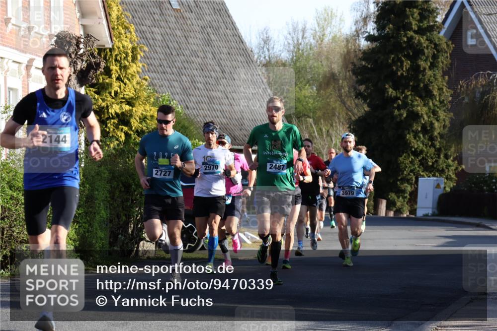 12.04.2026 - 45. Internationalen Wilhelmsburger Insellauf Yannick Fuchs http://msf.ph/oto/9470339 12.04.2026 08:54:40 Laufen 2144, 2, 02, 2727, 2970, 2487, 3979 meine-sportfotos.de