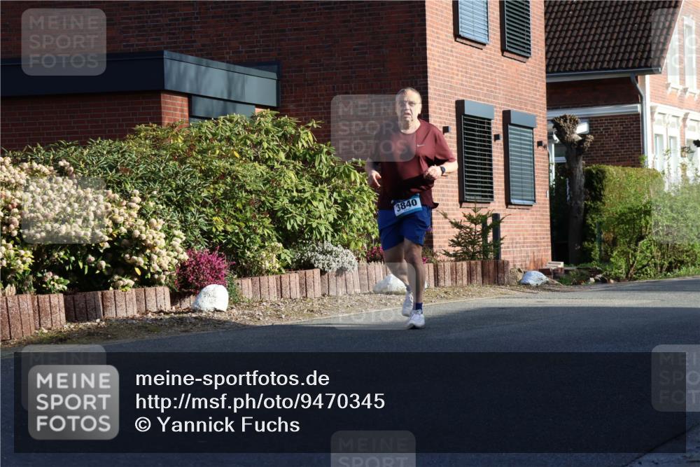 12.04.2026 - 45. Internationalen Wilhelmsburger Insellauf Yannick Fuchs http://msf.ph/oto/9470345 12.04.2026 09:05:37 Laufen 3840 meine-sportfotos.de