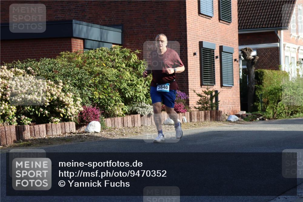 12.04.2026 - 45. Internationalen Wilhelmsburger Insellauf Yannick Fuchs http://msf.ph/oto/9470352 12.04.2026 09:05:37 Laufen 3840 meine-sportfotos.de