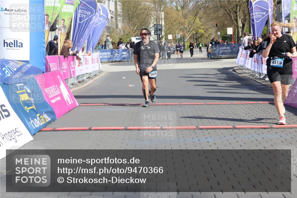 12.04.2026 - 45. Internationalen Wilhelmsburger Insellauf Strokosch-Dieckow http://msf.ph/oto/9470366 12.04.2026 11:25:38 Ziel 4519, 5559 meine-sportfotos.de