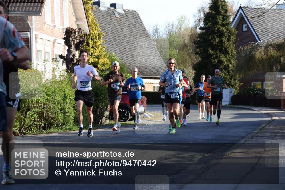 12.04.2026 - 45. Internationalen Wilhelmsburger Insellauf Yannick Fuchs http://msf.ph/oto/9470442 12.04.2026 08:54:47 Laufen 4205, 4162, 4733, 5237, 60, 3107 meine-sportfotos.de