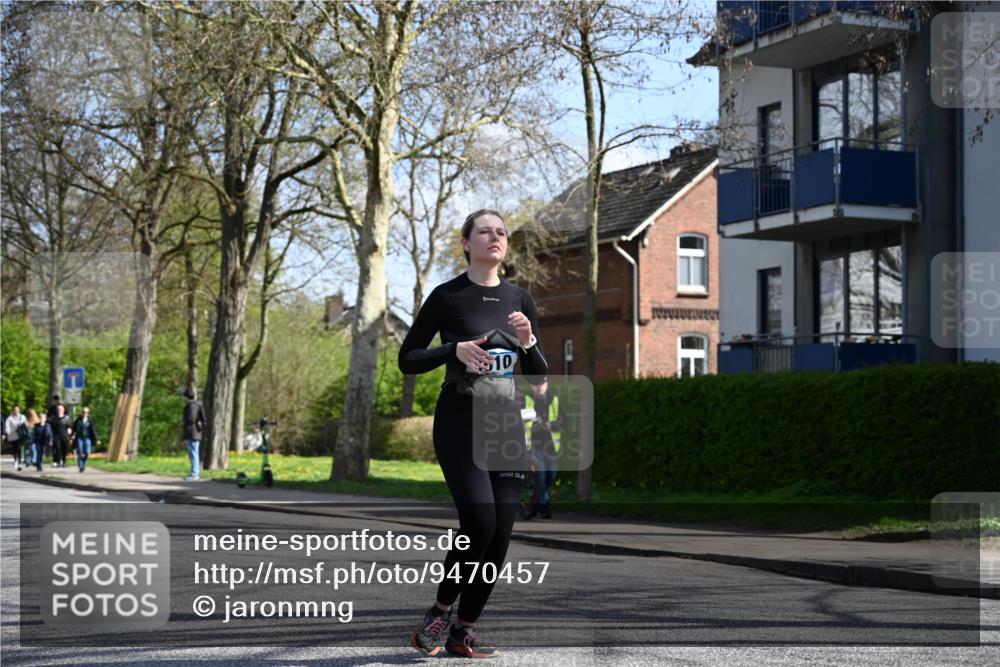 12.04.2026 - 45. Internationalen Wilhelmsburger Insellauf J. Mangold http://msf.ph/oto/9470457 12.04.2026 11:20:54 Ziel 3873, 5558, 3610, 3610, 3808, 3537, 3205 meine-sportfotos.de