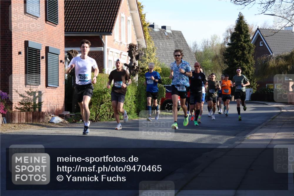 12.04.2026 - 45. Internationalen Wilhelmsburger Insellauf Yannick Fuchs http://msf.ph/oto/9470465 12.04.2026 08:54:49 Laufen 4205, 4733, 4162, 5237, 3107, 5240, 4863 meine-sportfotos.de