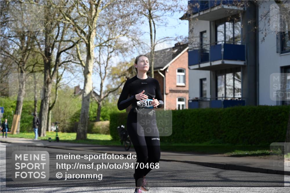 12.04.2026 - 45. Internationalen Wilhelmsburger Insellauf J. Mangold http://msf.ph/oto/9470468 12.04.2026 11:20:55 Ziel 3873, 5558, 3610, 3808, 3537, 3205 meine-sportfotos.de