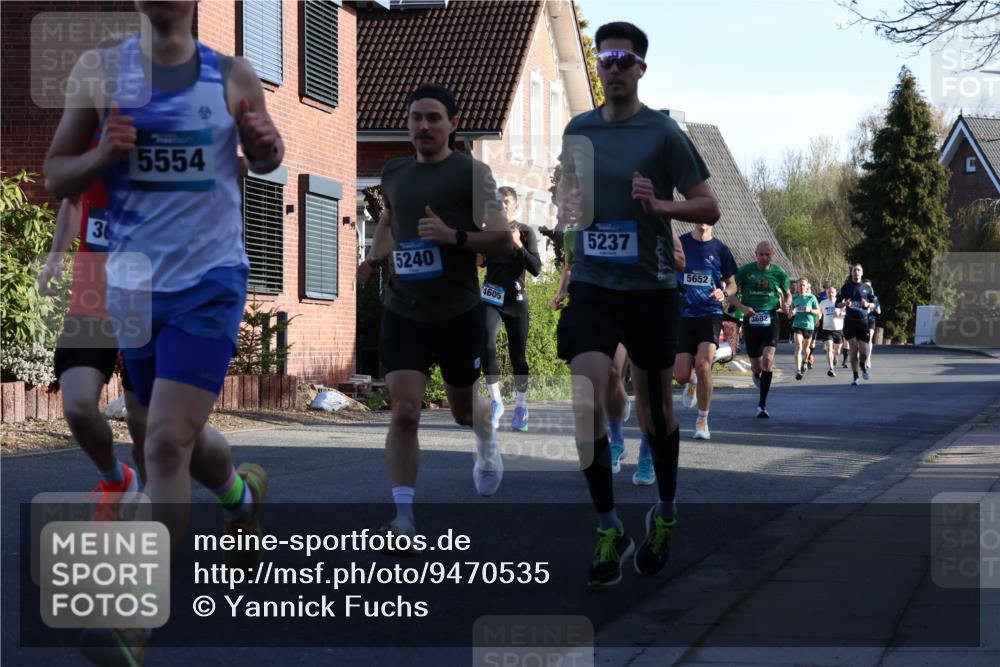 12.04.2026 - 45. Internationalen Wilhelmsburger Insellauf Yannick Fuchs http://msf.ph/oto/9470535 12.04.2026 08:54:54 Laufen 30, 5554, 5240, 4605, 5237, 5652, 3682 meine-sportfotos.de