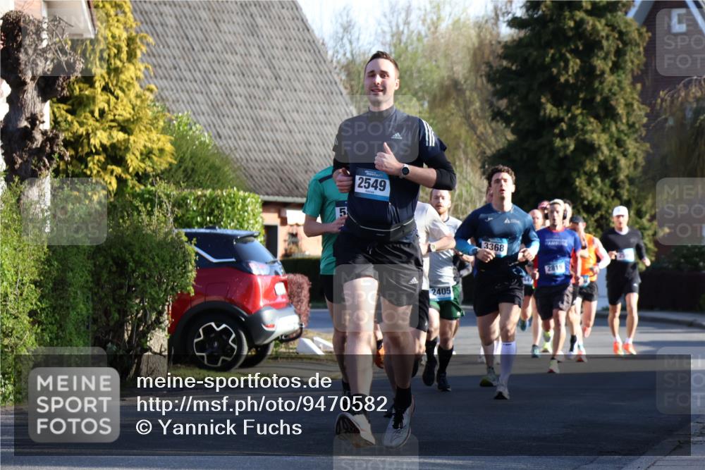 12.04.2026 - 45. Internationalen Wilhelmsburger Insellauf Yannick Fuchs http://msf.ph/oto/9470582 12.04.2026 08:54:59 Laufen 5, 2549, 2405, 3368, 2819 meine-sportfotos.de