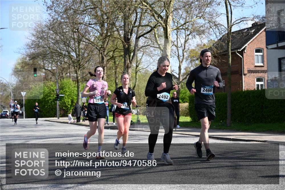 12.04.2026 - 45. Internationalen Wilhelmsburger Insellauf J. Mangold http://msf.ph/oto/9470586 12.04.2026 11:21:38 Ziel 3537, 3205, 2588, 2518, 2108, 2492, 2466, 4699, 2146, 4813, 3579 meine-sportfotos.de