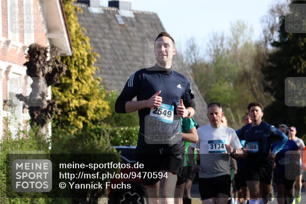 12.04.2026 - 45. Internationalen Wilhelmsburger Insellauf Yannick Fuchs http://msf.ph/oto/9470594 12.04.2026 08:55:00 Laufen 2549, 3134, 3368, 2819 meine-sportfotos.de