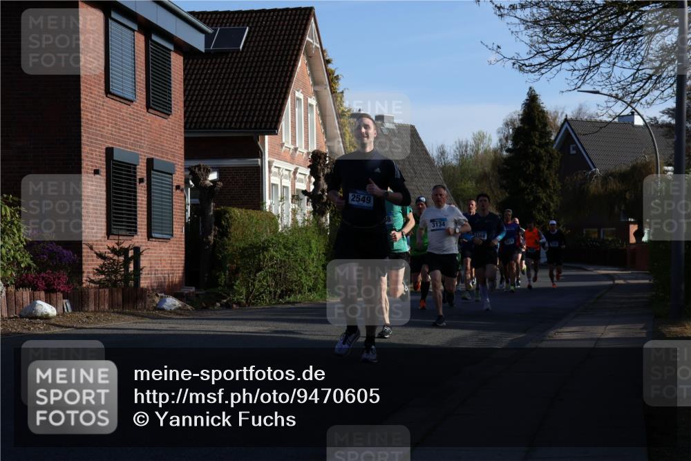12.04.2026 - 45. Internationalen Wilhelmsburger Insellauf Yannick Fuchs http://msf.ph/oto/9470605 12.04.2026 08:55:01 Laufen 2549, 3134, 1368, 2819 meine-sportfotos.de