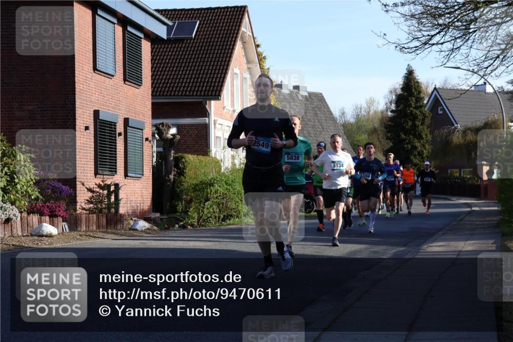 12.04.2026 - 45. Internationalen Wilhelmsburger Insellauf Yannick Fuchs http://msf.ph/oto/9470611 12.04.2026 08:55:01 Laufen 2549, 5838, 3134, 3368, 2819 meine-sportfotos.de