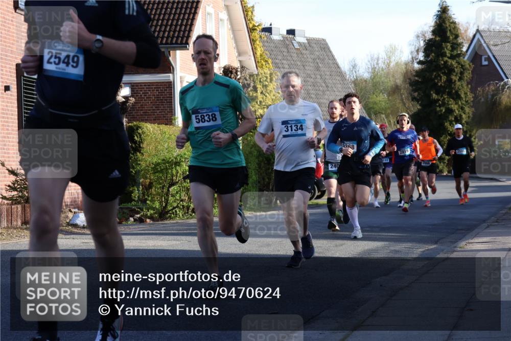 12.04.2026 - 45. Internationalen Wilhelmsburger Insellauf Yannick Fuchs http://msf.ph/oto/9470624 12.04.2026 08:55:02 Laufen 2549, 5838, 3134, 240, 3368, 113, 2819 meine-sportfotos.de
