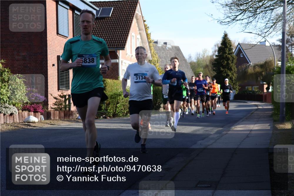 12.04.2026 - 45. Internationalen Wilhelmsburger Insellauf Yannick Fuchs http://msf.ph/oto/9470638 12.04.2026 08:55:03 Laufen 5838, 3134, 24, 2819 meine-sportfotos.de