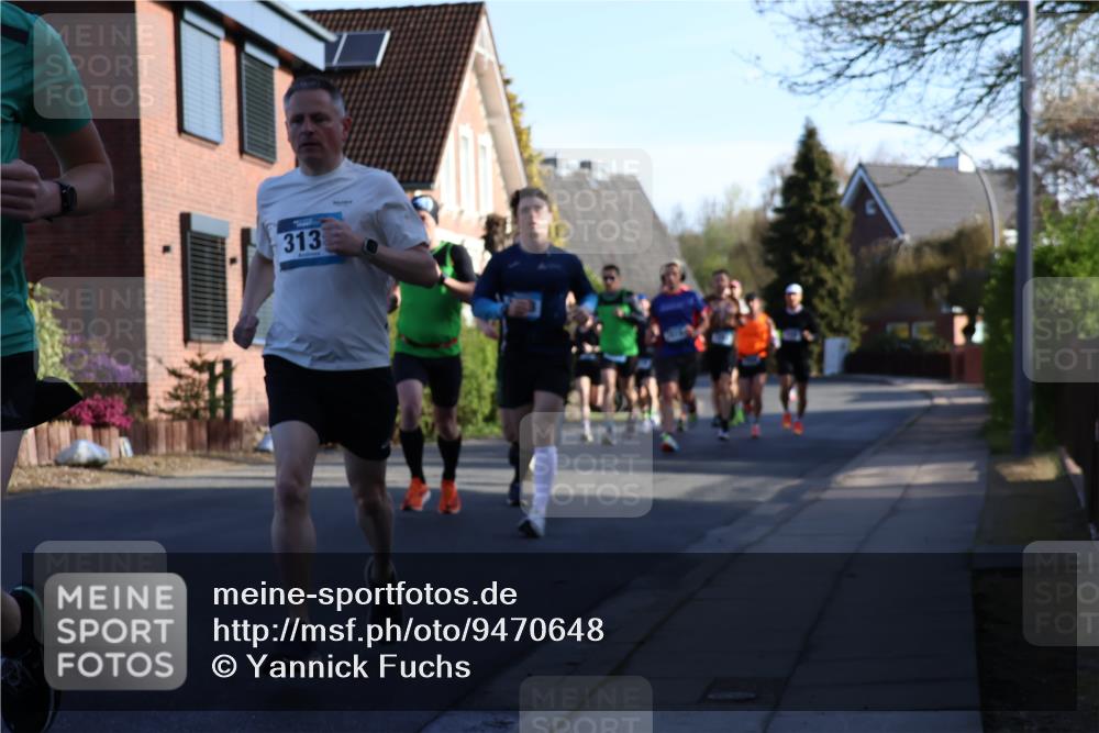 12.04.2026 - 45. Internationalen Wilhelmsburger Insellauf Yannick Fuchs http://msf.ph/oto/9470648 12.04.2026 08:55:04 Laufen 313 meine-sportfotos.de