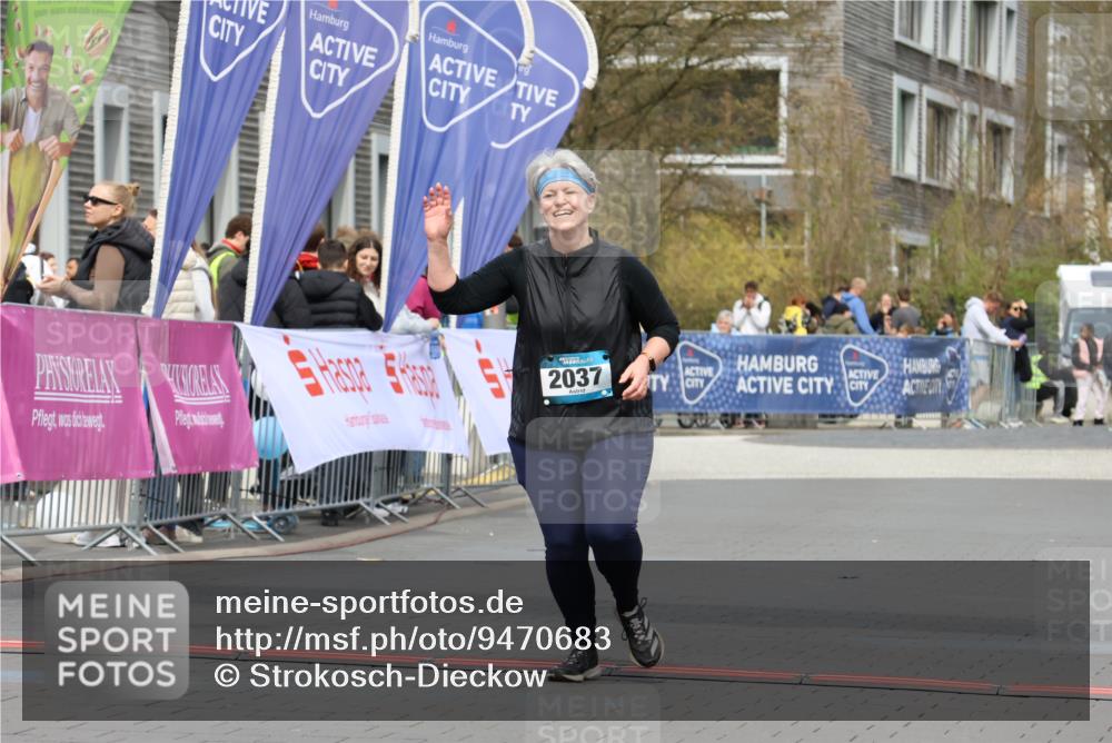 12.04.2026 - 45. Internationalen Wilhelmsburger Insellauf Strokosch-Dieckow http://msf.ph/oto/9470683 12.04.2026 13:38:17 Ziel 2037 meine-sportfotos.de
