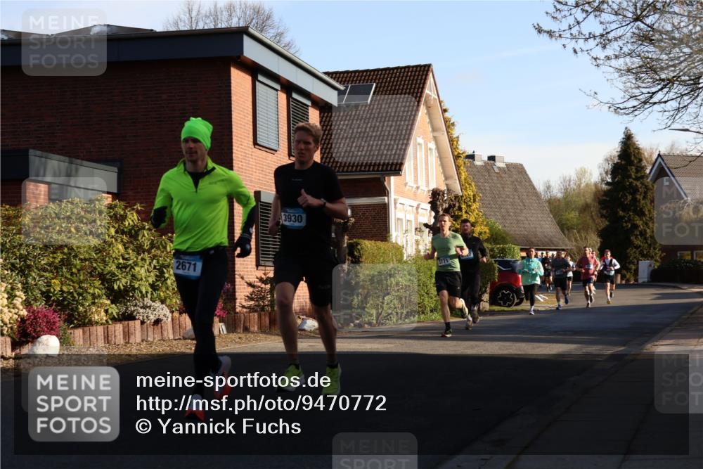 12.04.2026 - 45. Internationalen Wilhelmsburger Insellauf Yannick Fuchs http://msf.ph/oto/9470772 12.04.2026 08:55:14 Laufen 2671, 3930, 3771 meine-sportfotos.de