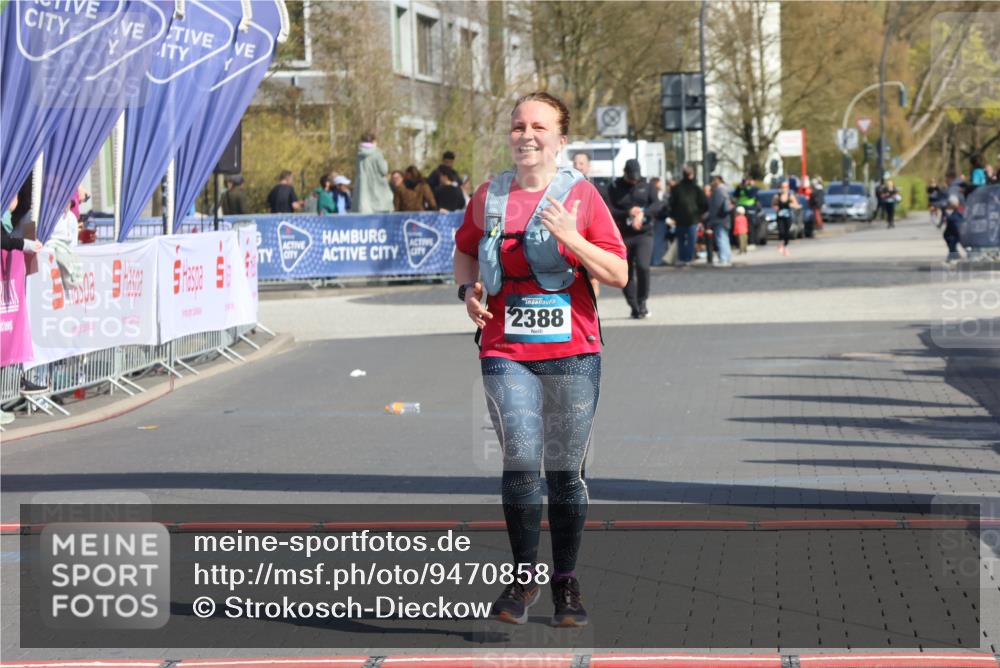 12.04.2026 - 45. Internationalen Wilhelmsburger Insellauf Strokosch-Dieckow http://msf.ph/oto/9470858 12.04.2026 11:26:43 Ziel 2388 meine-sportfotos.de