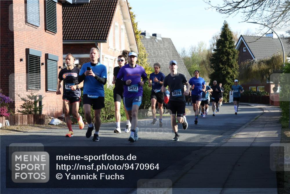 12.04.2026 - 45. Internationalen Wilhelmsburger Insellauf Yannick Fuchs http://msf.ph/oto/9470964 12.04.2026 08:55:29 Laufen 3473, 3976, 226, 2177 meine-sportfotos.de