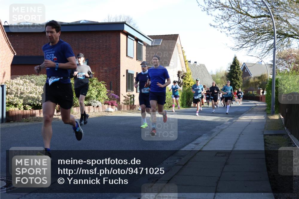 12.04.2026 - 45. Internationalen Wilhelmsburger Insellauf Yannick Fuchs http://msf.ph/oto/9471025 12.04.2026 08:55:33 Laufen 2020, 4572, 2212, 2177 meine-sportfotos.de