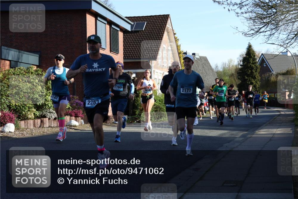 12.04.2026 - 45. Internationalen Wilhelmsburger Insellauf Yannick Fuchs http://msf.ph/oto/9471062 12.04.2026 08:55:36 Laufen 4142, 2253, 2793, 3619, 2177, 5591 meine-sportfotos.de
