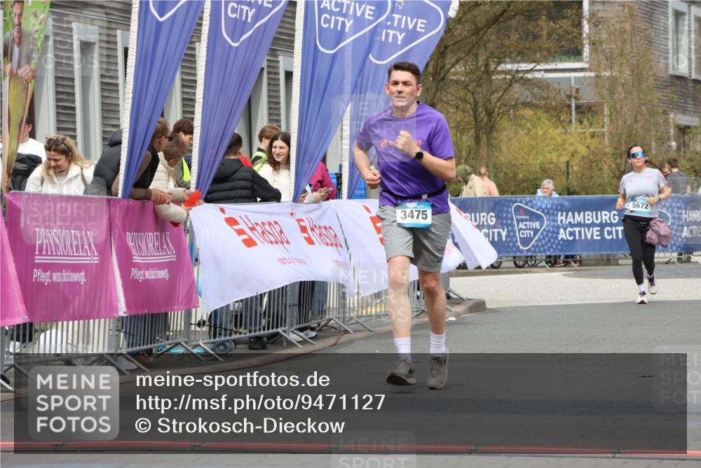 12.04.2026 - 45. Internationalen Wilhelmsburger Insellauf Strokosch-Dieckow http://msf.ph/oto/9471127 12.04.2026 13:37:53 Ziel 3475 meine-sportfotos.de