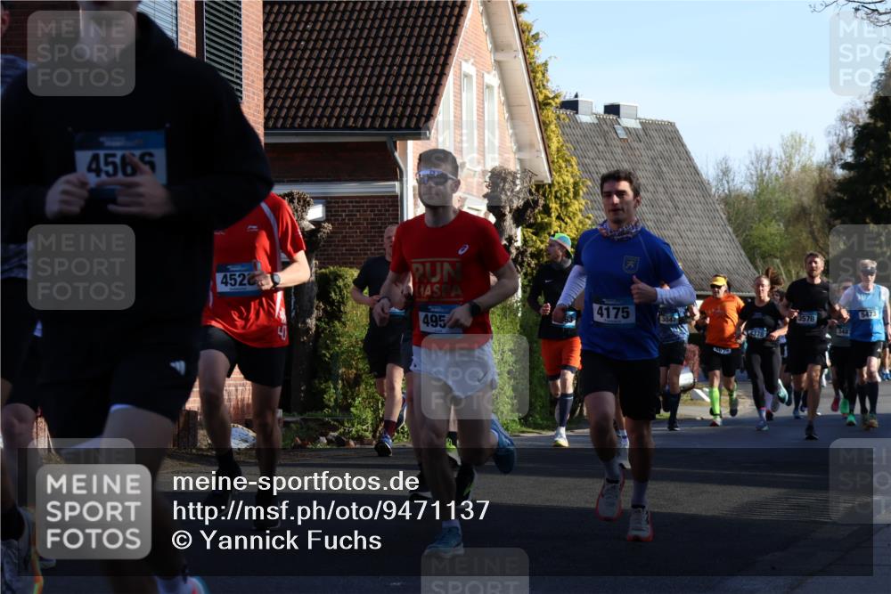 12.04.2026 - 45. Internationalen Wilhelmsburger Insellauf Yannick Fuchs http://msf.ph/oto/9471137 12.04.2026 08:55:43 Laufen 4565, 35, 452, 495, 4175, 3047, 4378, 3578, 348 meine-sportfotos.de