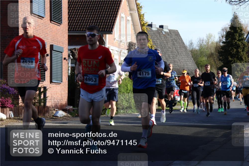 12.04.2026 - 45. Internationalen Wilhelmsburger Insellauf Yannick Fuchs http://msf.ph/oto/9471145 12.04.2026 08:55:44 Laufen 4528, 4953, 4175, 4831, 3047, 485, 639, 4378, 3578, 5473, 458 meine-sportfotos.de
