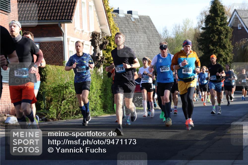 12.04.2026 - 45. Internationalen Wilhelmsburger Insellauf Yannick Fuchs http://msf.ph/oto/9471173 12.04.2026 08:55:46 Laufen 3963, 3047, 3578, 5452, 5473, 4580, 4154, 424 meine-sportfotos.de