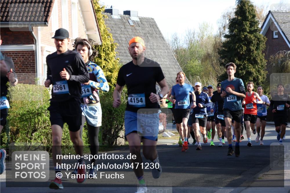 12.04.2026 - 45. Internationalen Wilhelmsburger Insellauf Yannick Fuchs http://msf.ph/oto/9471230 12.04.2026 08:55:50 Laufen 3561, 62, 614, 4154, 4068, 4979, 4713, 4994, 4242, 5561, 4340, 2377 meine-sportfotos.de