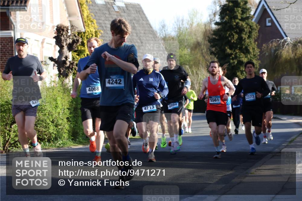 12.04.2026 - 45. Internationalen Wilhelmsburger Insellauf Yannick Fuchs http://msf.ph/oto/9471271 12.04.2026 08:55:53 Laufen 4068, 429, 4242, 4713, 4994, 5561, 2377 meine-sportfotos.de