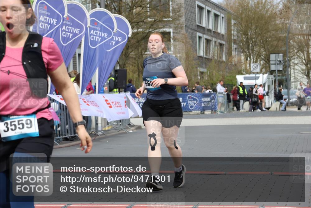 12.04.2026 - 45. Internationalen Wilhelmsburger Insellauf Strokosch-Dieckow http://msf.ph/oto/9471301 12.04.2026 13:37:29 Ziel 3559, 5604 meine-sportfotos.de