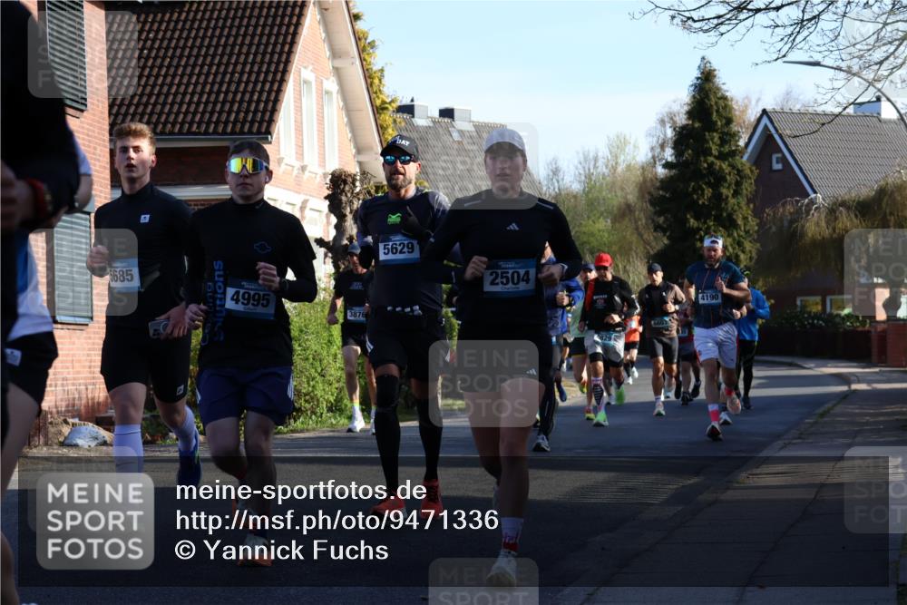 12.04.2026 - 45. Internationalen Wilhelmsburger Insellauf Yannick Fuchs http://msf.ph/oto/9471336 12.04.2026 08:55:59 Laufen 5685, 4995, 3876, 5629, 2504, 829, 4190 meine-sportfotos.de
