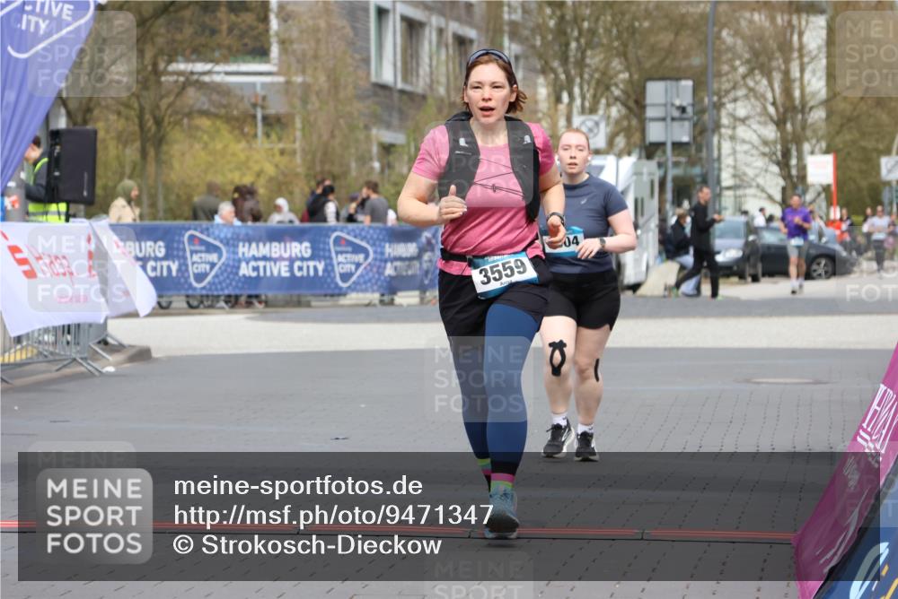 12.04.2026 - 45. Internationalen Wilhelmsburger Insellauf Strokosch-Dieckow http://msf.ph/oto/9471347 12.04.2026 13:37:25 Ziel 3559, 5604 meine-sportfotos.de