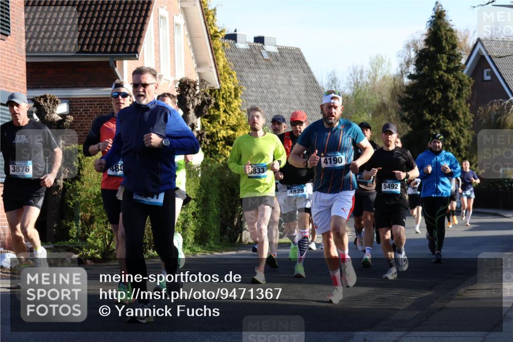 12.04.2026 - 45. Internationalen Wilhelmsburger Insellauf Yannick Fuchs http://msf.ph/oto/9471367 12.04.2026 08:56:01 Laufen 3876, 833, 4829, 4190, 50, 5492 meine-sportfotos.de