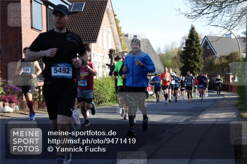 12.04.2026 - 45. Internationalen Wilhelmsburger Insellauf Yannick Fuchs http://msf.ph/oto/9471419 12.04.2026 08:56:06 Laufen 3095, 5492, 5585, 4075, 5551 meine-sportfotos.de