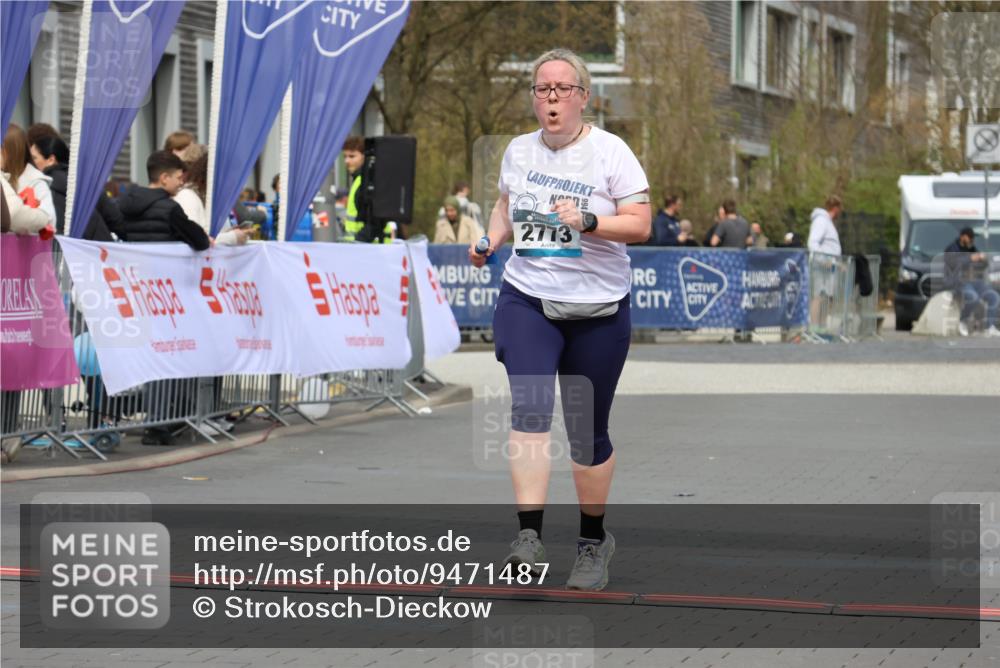 12.04.2026 - 45. Internationalen Wilhelmsburger Insellauf Strokosch-Dieckow http://msf.ph/oto/9471487 12.04.2026 13:37:11 Ziel 2773 meine-sportfotos.de