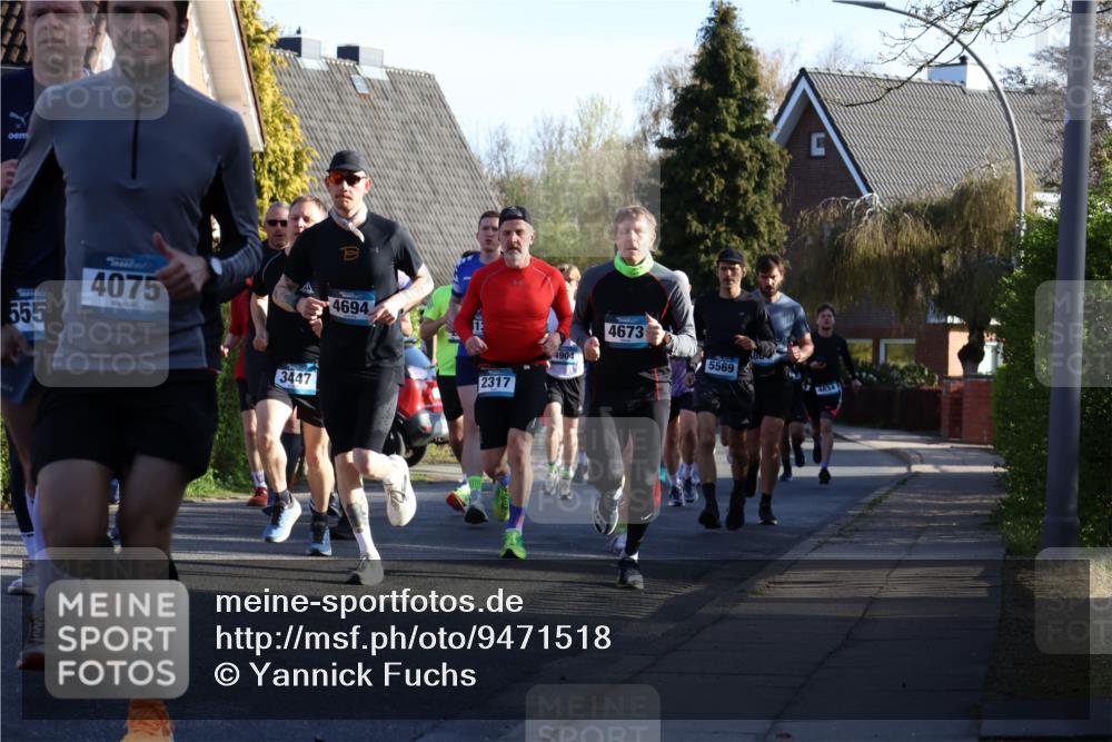12.04.2026 - 45. Internationalen Wilhelmsburger Insellauf Yannick Fuchs http://msf.ph/oto/9471518 12.04.2026 08:56:13 Laufen 555, 4075, 3447, 4694, 4904, 2317, 4673, 5569, 4834 meine-sportfotos.de