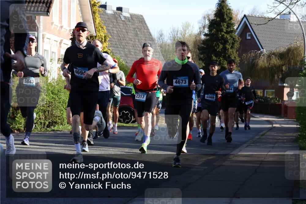 12.04.2026 - 45. Internationalen Wilhelmsburger Insellauf Yannick Fuchs http://msf.ph/oto/9471528 12.04.2026 08:56:14 Laufen 5843, 469, 2317, 4673, 5569, 884, 4834 meine-sportfotos.de