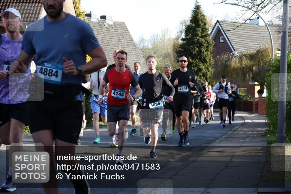 12.04.2026 - 45. Internationalen Wilhelmsburger Insellauf Yannick Fuchs http://msf.ph/oto/9471583 12.04.2026 08:56:19 Laufen 4, 4884, 55, 4144, 4834, 4296, 5764 meine-sportfotos.de