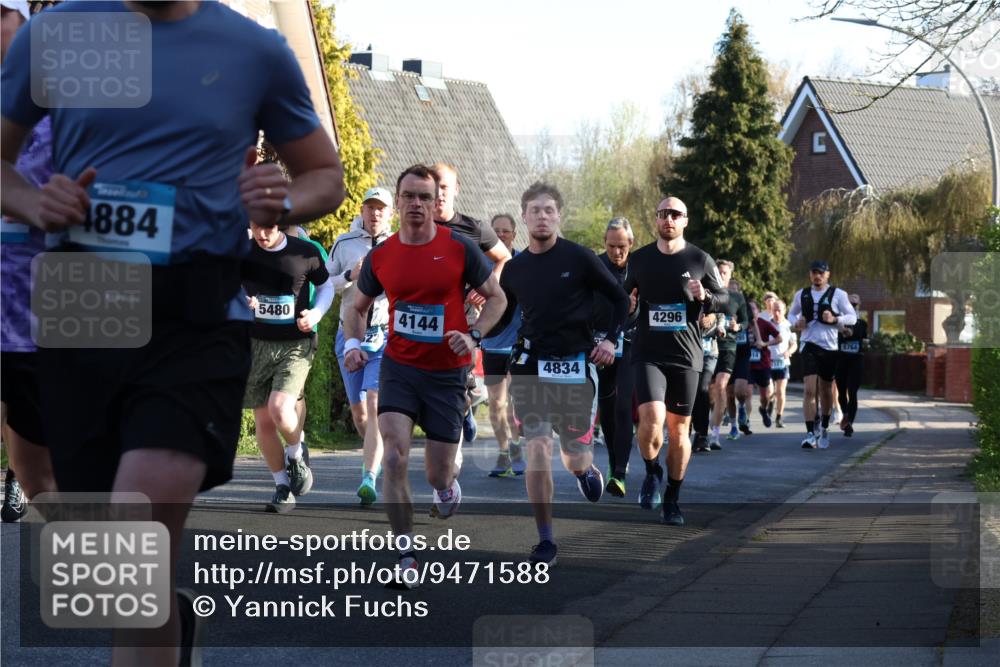 12.04.2026 - 45. Internationalen Wilhelmsburger Insellauf Yannick Fuchs http://msf.ph/oto/9471588 12.04.2026 08:56:19 Laufen 1884, 5480, 22, 4144, 4834, 4296, 5764 meine-sportfotos.de