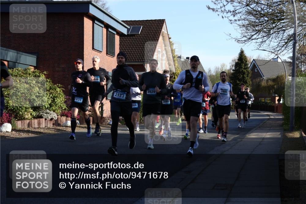 12.04.2026 - 45. Internationalen Wilhelmsburger Insellauf Yannick Fuchs http://msf.ph/oto/9471678 12.04.2026 08:56:26 Laufen 2831, 444, 2123, 066, 3929, 3065, 3238, 3905, 3778 meine-sportfotos.de