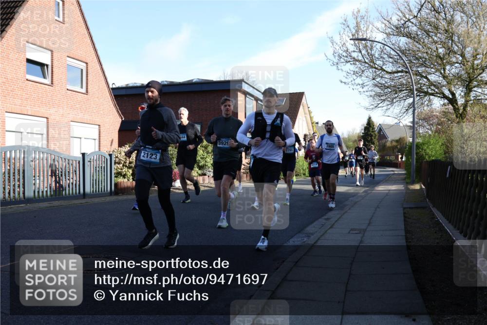 12.04.2026 - 45. Internationalen Wilhelmsburger Insellauf Yannick Fuchs http://msf.ph/oto/9471697 12.04.2026 08:56:28 Laufen 2123, 3929, 2265, 4214, 3905, 3774 meine-sportfotos.de