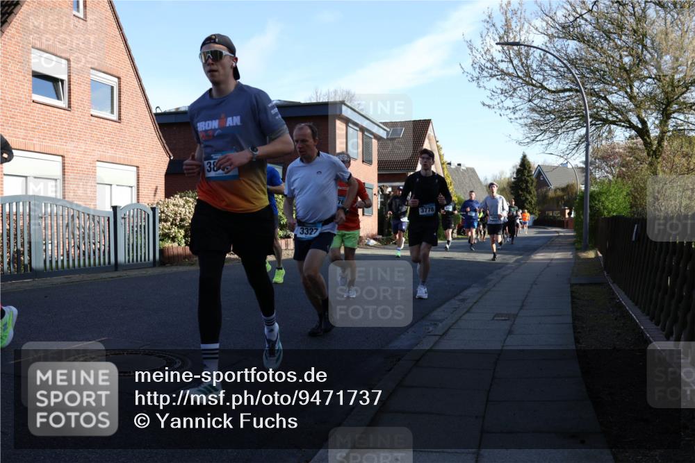 12.04.2026 - 45. Internationalen Wilhelmsburger Insellauf Yannick Fuchs http://msf.ph/oto/9471737 12.04.2026 08:56:31 Laufen 38, 3327, 76, 3778, 495 meine-sportfotos.de