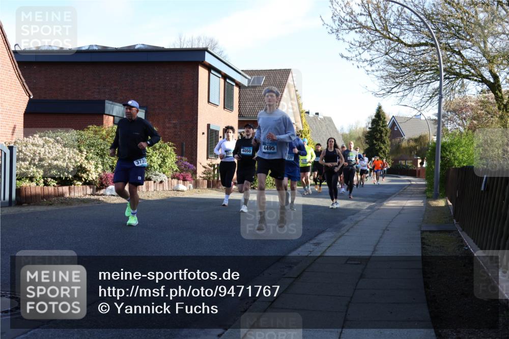 12.04.2026 - 45. Internationalen Wilhelmsburger Insellauf Yannick Fuchs http://msf.ph/oto/9471767 12.04.2026 08:56:33 Laufen 3735, 4050, 4495, 331 meine-sportfotos.de