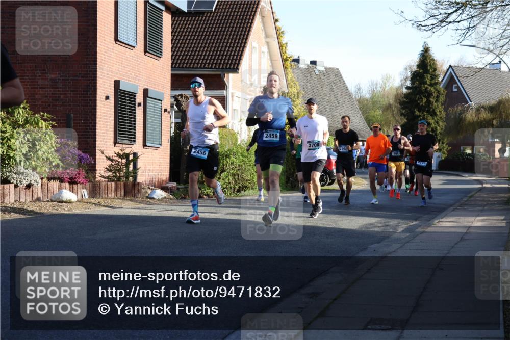 12.04.2026 - 45. Internationalen Wilhelmsburger Insellauf Yannick Fuchs http://msf.ph/oto/9471832 12.04.2026 08:56:38 Laufen 2456, 2459, 3708, 2192, 2181, 4275 meine-sportfotos.de
