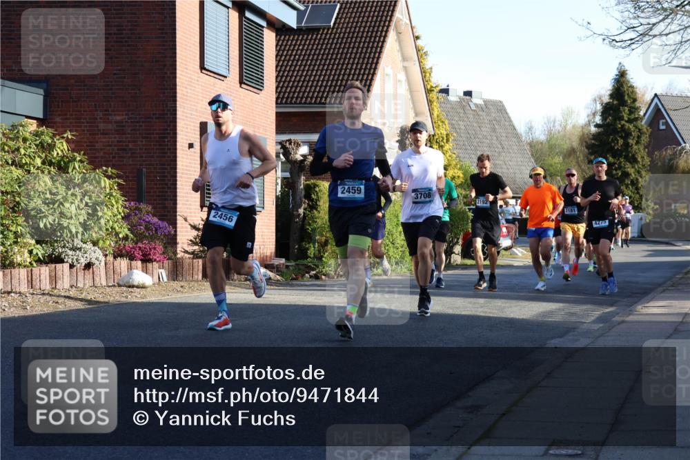 12.04.2026 - 45. Internationalen Wilhelmsburger Insellauf Yannick Fuchs http://msf.ph/oto/9471844 12.04.2026 08:56:39 Laufen 2456, 2459, 3708, 2192, 2181, 4275 meine-sportfotos.de
