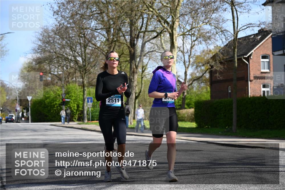 12.04.2026 - 45. Internationalen Wilhelmsburger Insellauf J. Mangold http://msf.ph/oto/9471875 12.04.2026 11:27:53 Ziel 2309, 2310, 2237, 2140, 5831, 2511, 2512, 2352, 3451, 4668, 2297 meine-sportfotos.de