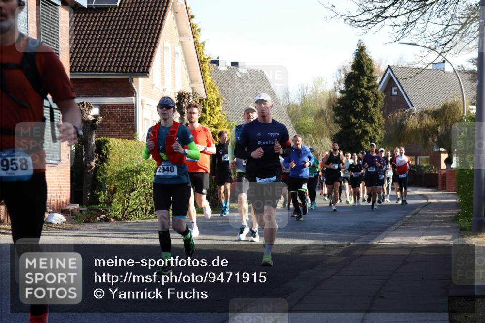 12.04.2026 - 45. Internationalen Wilhelmsburger Insellauf Yannick Fuchs http://msf.ph/oto/9471915 12.04.2026 08:56:45 Laufen 958, 2940, 27, 309, 5, 2994 meine-sportfotos.de
