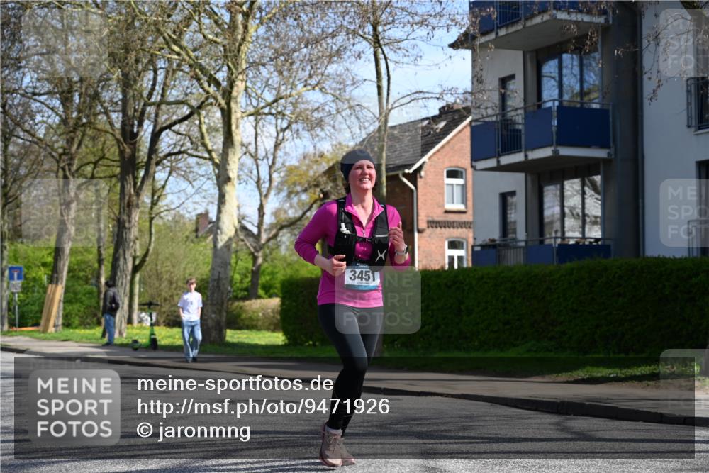 12.04.2026 - 45. Internationalen Wilhelmsburger Insellauf J. Mangold http://msf.ph/oto/9471926 12.04.2026 11:27:56 Ziel 2309, 2310, 2237, 2140, 5831, 2511, 2512, 2352, 3451, 4668, 2297 meine-sportfotos.de